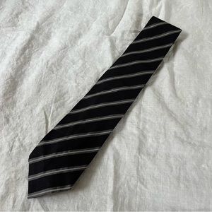 John Varvatos tie in excellent condition
